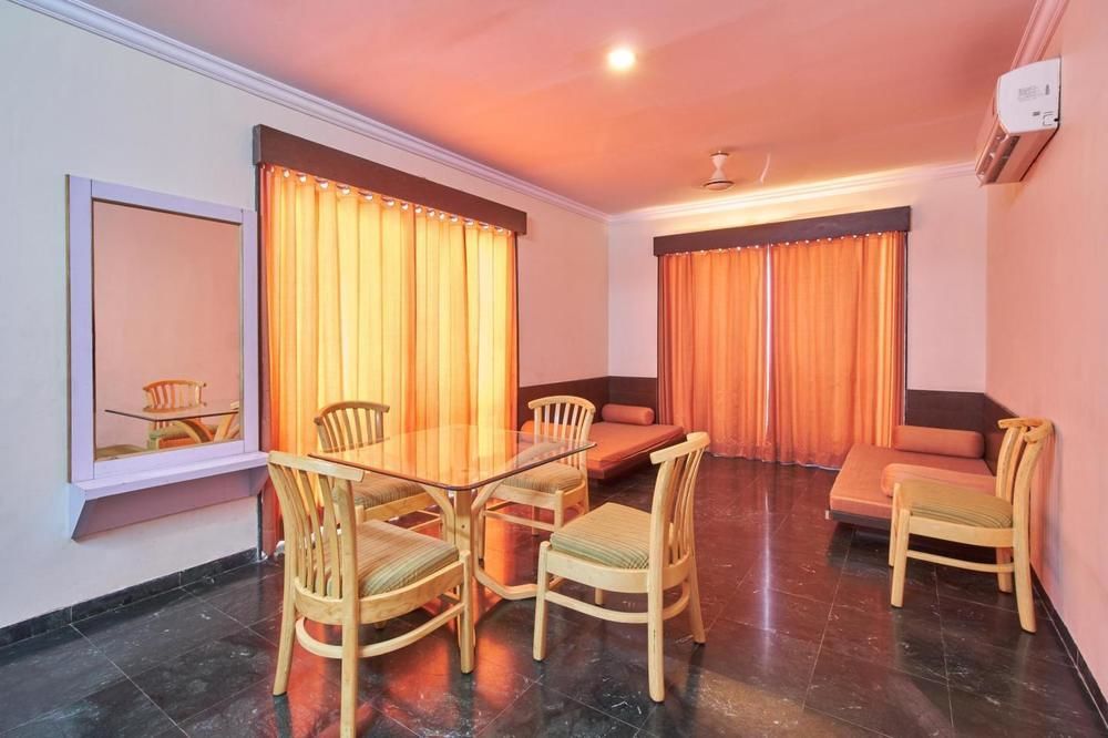 Hotel Sai Suraj Park Ширді Екстер'єр фото